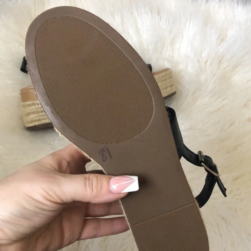 Steve Madden Fifer Platform Sandals - Picture 5 of 7